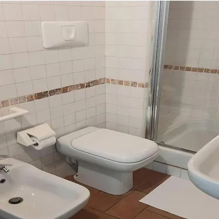 Il Rifugio Sui Navigli Con Garage Privato Gratuito Aria Condizionata & Wi-fi Apartmán