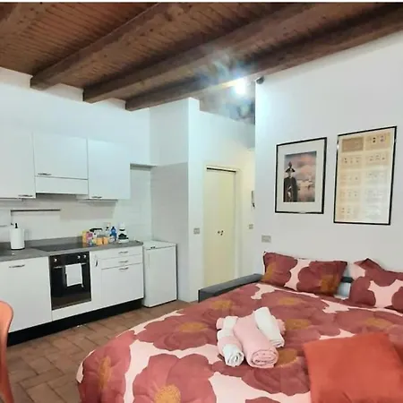 Il Rifugio Sui Navigli Con Garage Privato Gratuito Aria Condizionata & Wi-fi