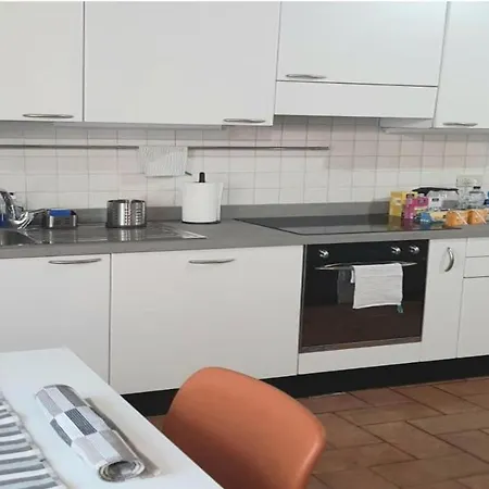 Il Rifugio Sui Navigli Con Garage Privato Gratuito Aria Condizionata & Wi-fi *